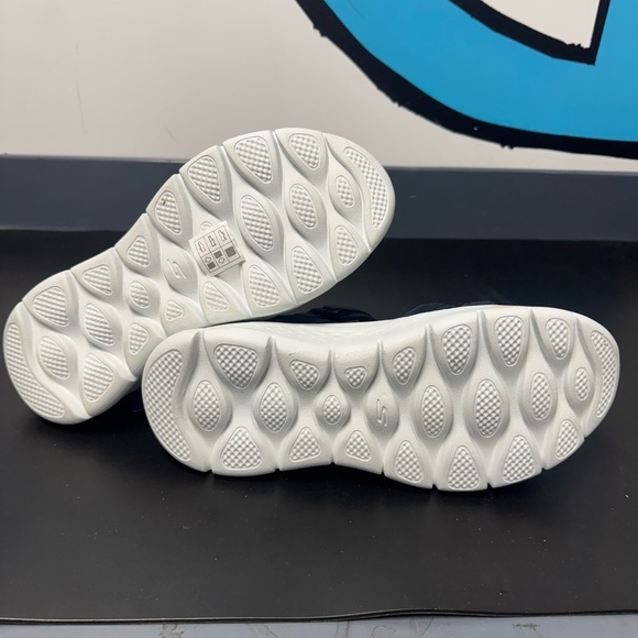 Skechers Navy Blue Women's Sandals - Picture 4 of 4